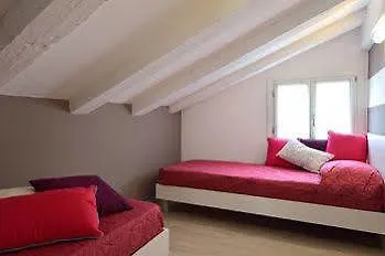 Supreme Venice Apartments Hotell
