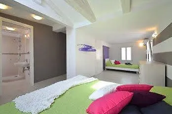 Supreme Venice Apartments