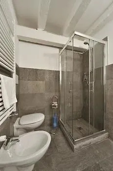 Hotel Supreme Venice Apartments