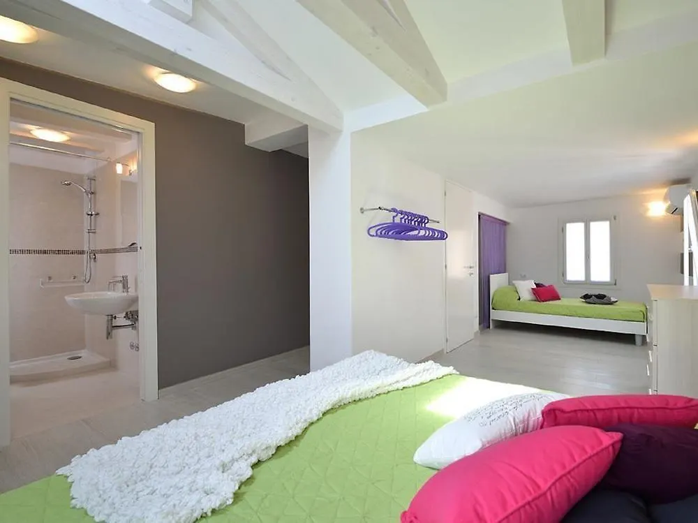 Supreme Venice Apartments Hotel